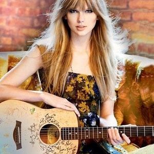 高校生の女の子がご入会～Taylor Swiftをギターで弾きたい！ - アズール・ギター教室のブログ