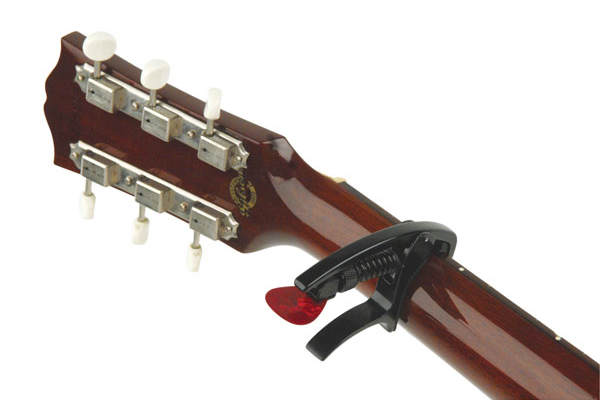 NS Tri-Action Capo PW-CP-09