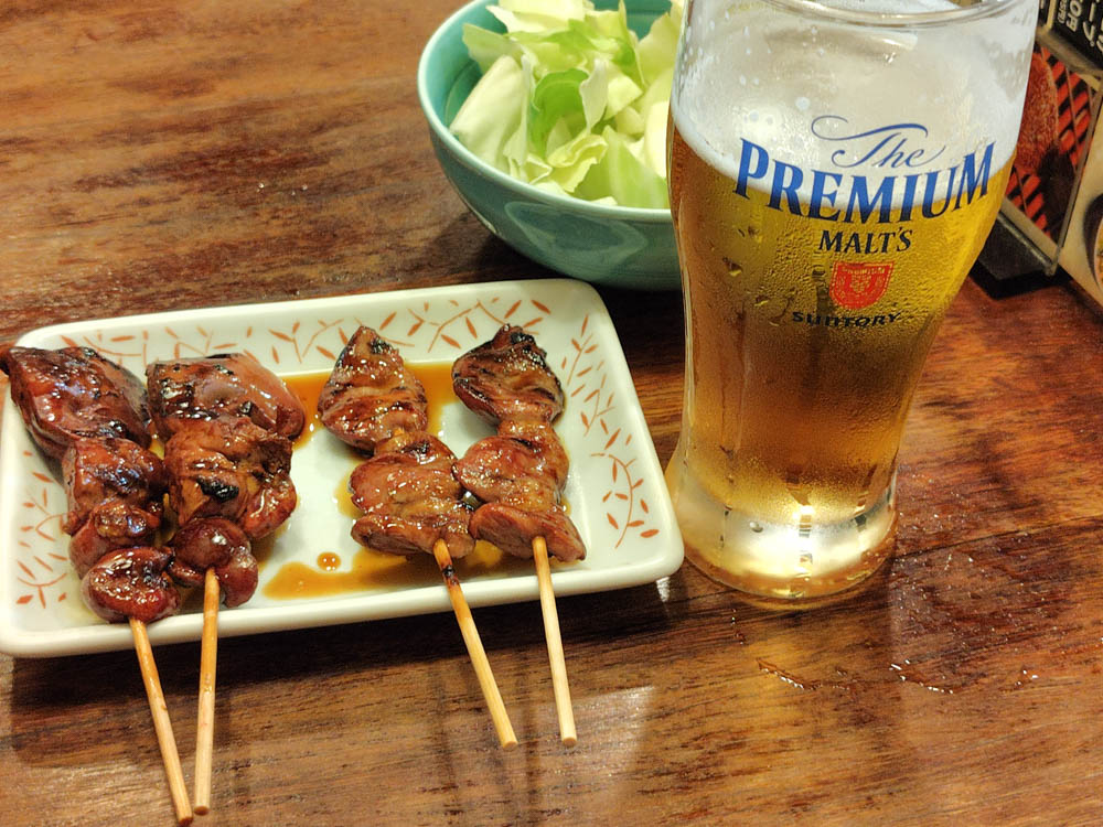 美味しい焼き鳥とビール